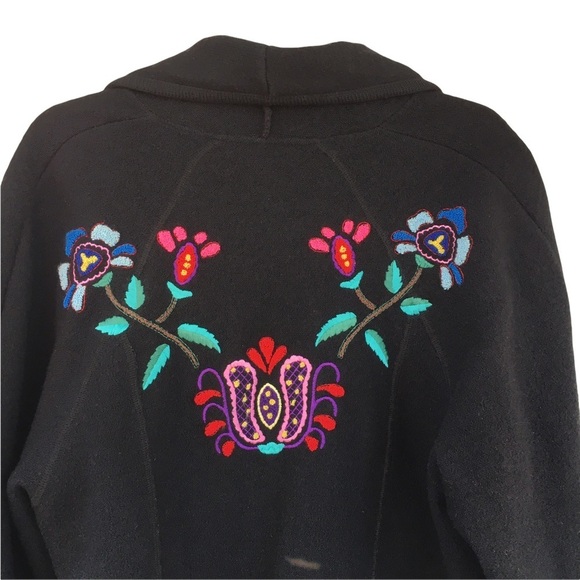 TUNDRA 100%Pure Virgin Wool Black Floral Embroidered Feminine Cozy 2-Button Coat - Picture 6 of 14